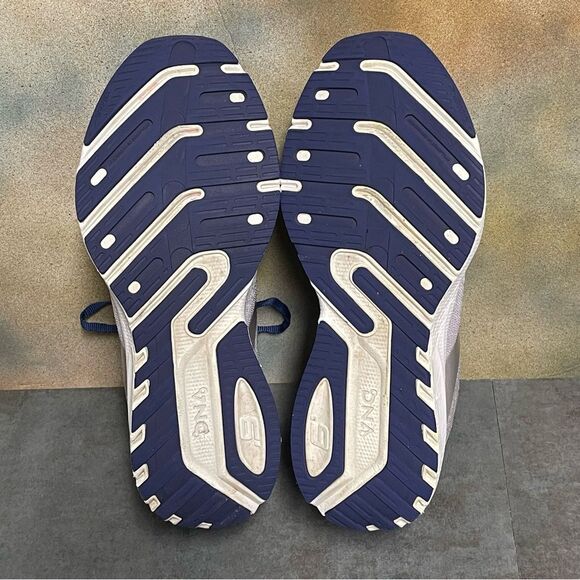 Brooks Launch 9 Purple Women's Running Shoes Size 9.5B - Picture 16 of 16